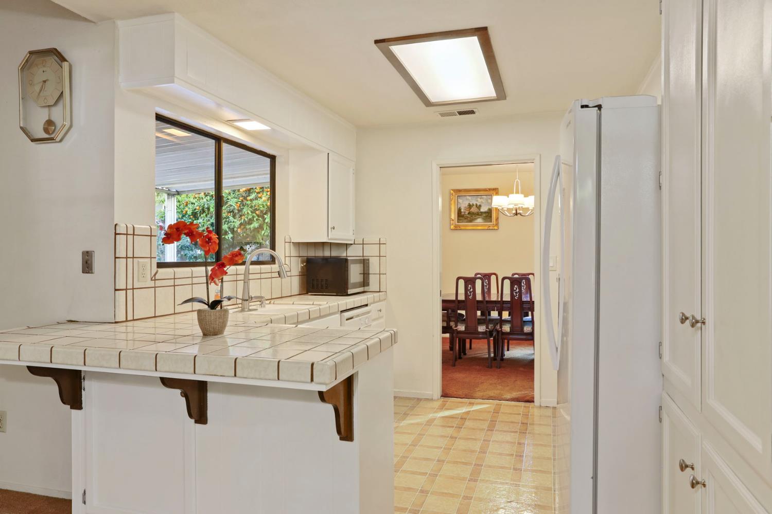 Detail Gallery Image 7 of 19 For 4657 Winding River Cir, Stockton,  CA 95219 - 3 Beds | 2 Baths