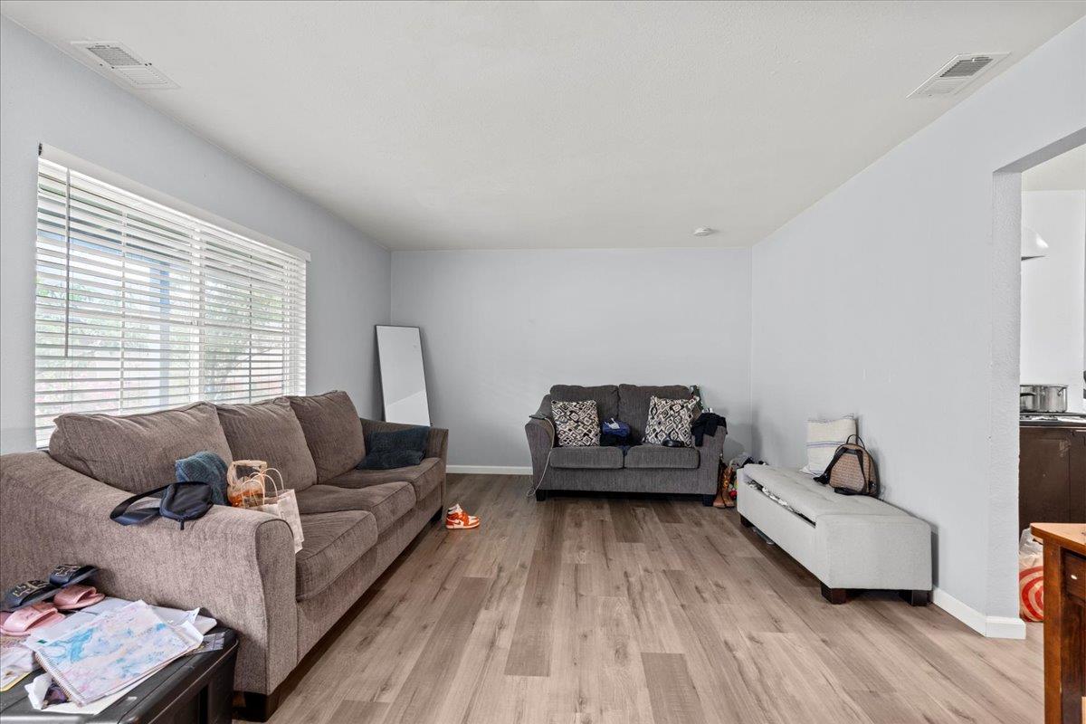 164 Santiago Avenue, Sacramento, California image 14