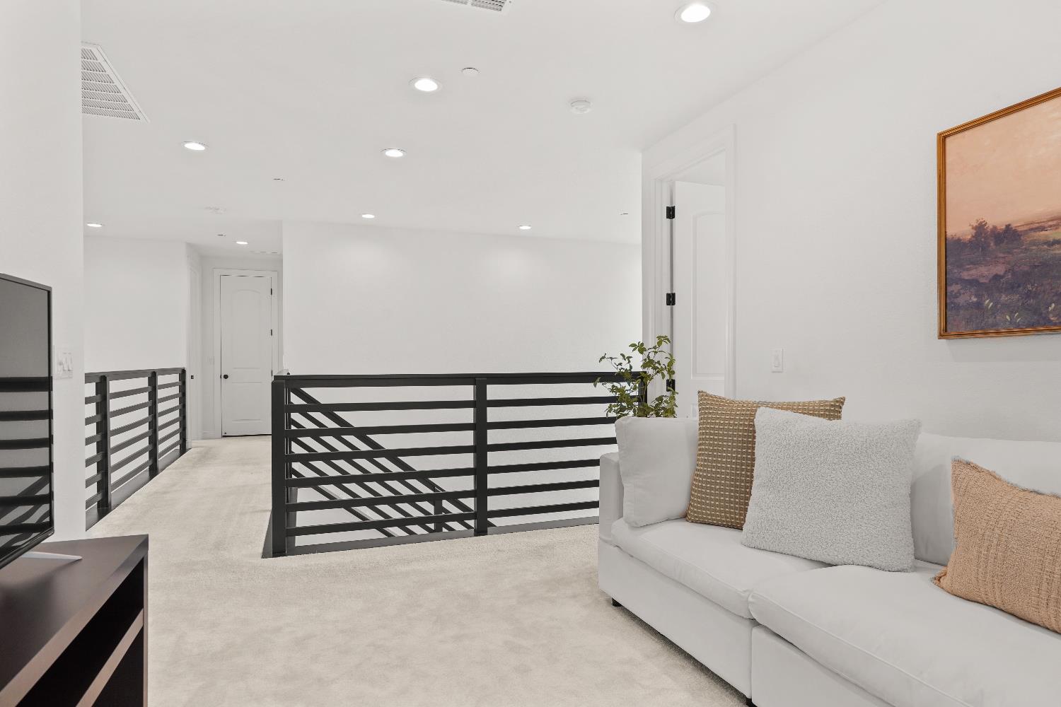 Detail Gallery Image 42 of 71 For 12840 Pier View Way, Rancho Cordova,  CA 95742 - 4 Beds | 3/1 Baths
