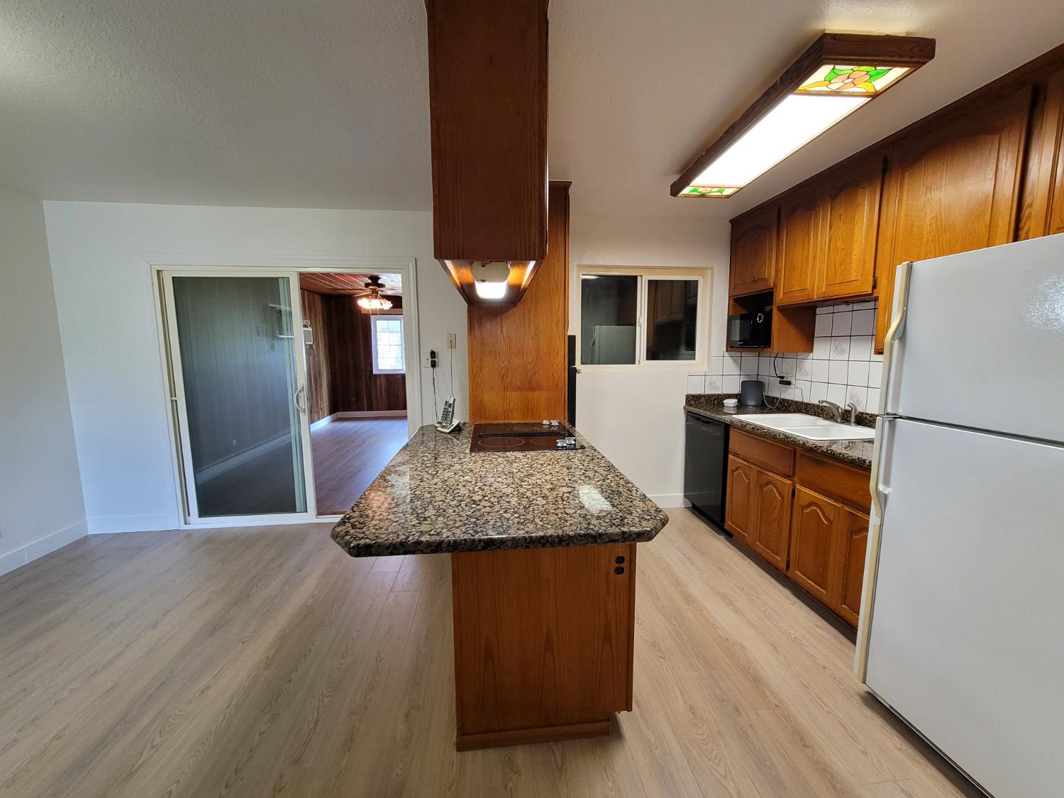 Detail Gallery Image 17 of 35 For 1408 Gregory Way, Roseville,  CA 95661 - 3 Beds | 2 Baths