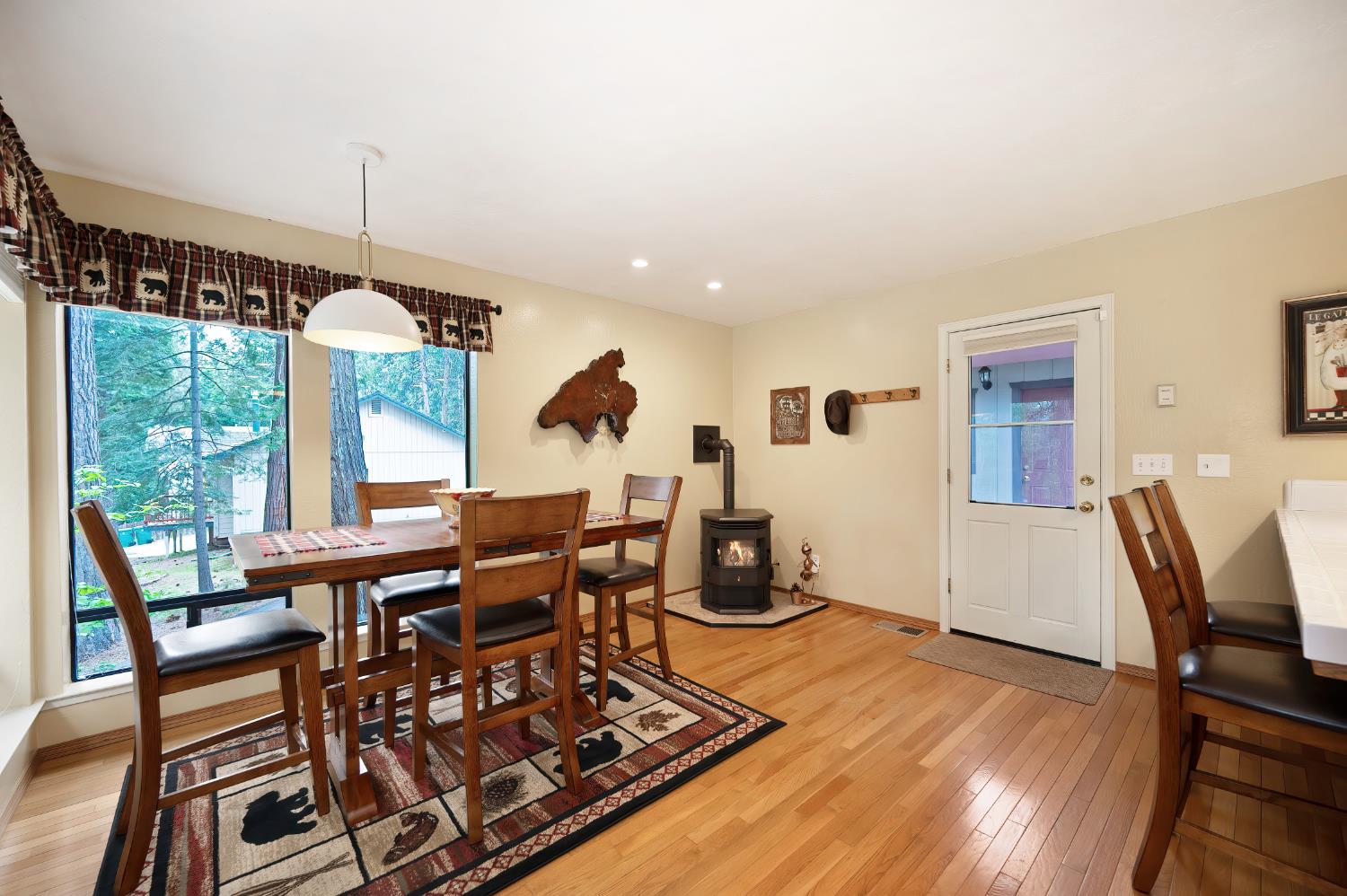 Detail Gallery Image 16 of 54 For 4362 Lakeridge Dr, Pollock Pines,  CA 95726 - 2 Beds | 2 Baths