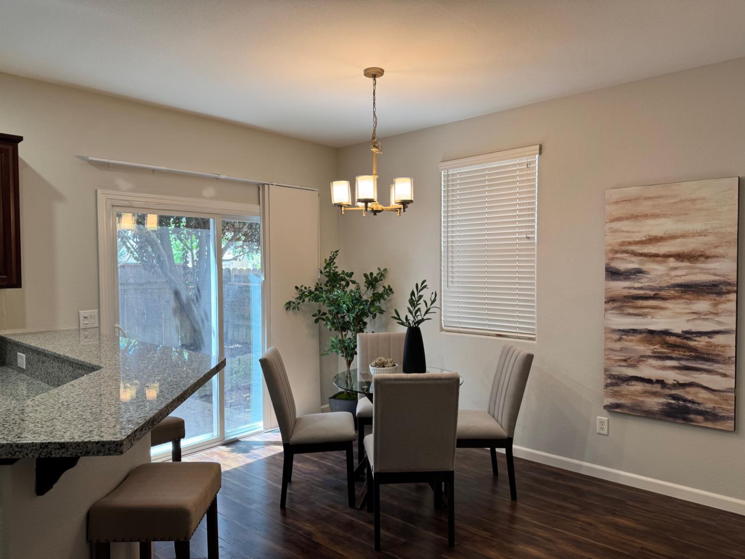 Detail Gallery Image 9 of 24 For 1983 Muscovy Rd, West Sacramento,  CA 95691 - 3 Beds | 2/1 Baths