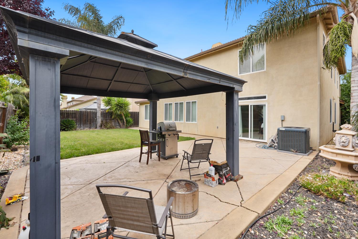 Detail Gallery Image 29 of 36 For 1408 Mendocino Creek Dtive, Patterson,  CA 95363 - 5 Beds | 3/1 Baths