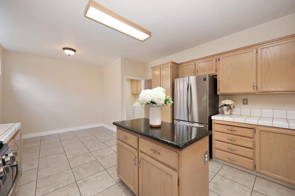 Detail Gallery Image 29 of 78 For 1341 Trevor Ct, Roseville,  CA 95678 - 4 Beds | 2/1 Baths