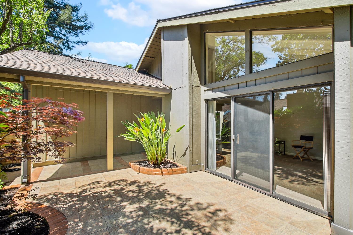 Detail Gallery Image 8 of 59 For 306 East Ranch Rd, Sacramento,  CA 95825 - 2 Beds | 2 Baths