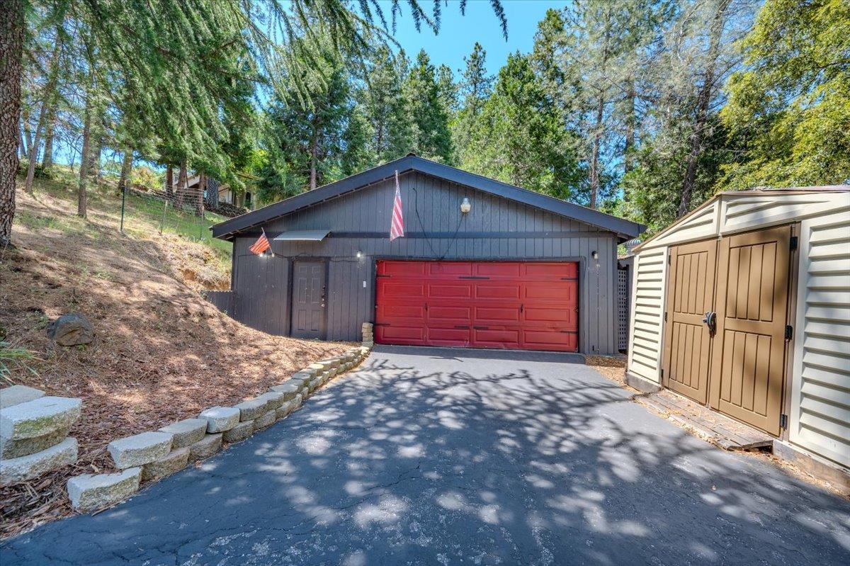 Detail Gallery Image 56 of 67 For 17444 Troy Ct, Grass Valley,  CA 95949 - 4 Beds | 4 Baths