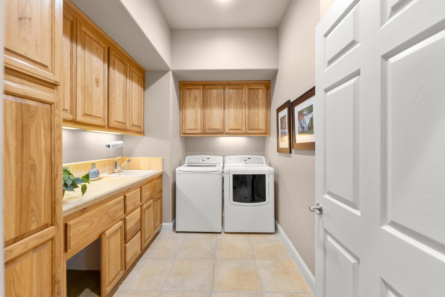 Bella Vista Circle, Foresthill, California image 36