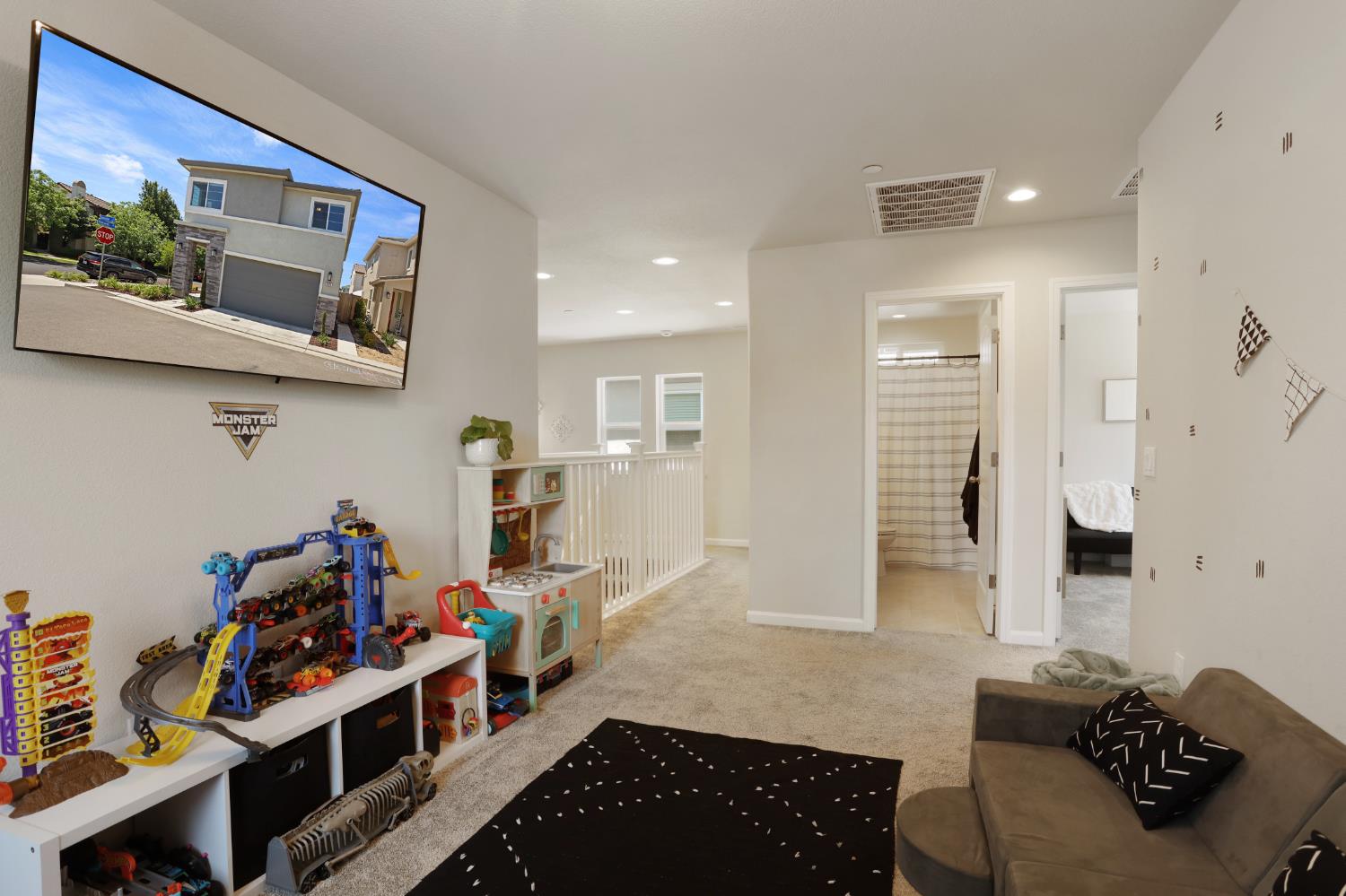 Detail Gallery Image 21 of 38 For 3921 Dedication Dr, Turlock,  CA 95382 - 3 Beds | 2/1 Baths