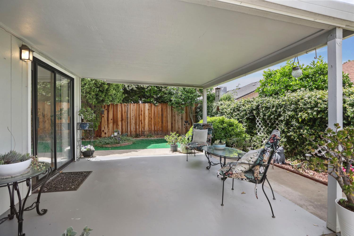 Detail Gallery Image 25 of 30 For 403 Valley Ave, Lodi,  CA 95240 - 3 Beds | 2 Baths