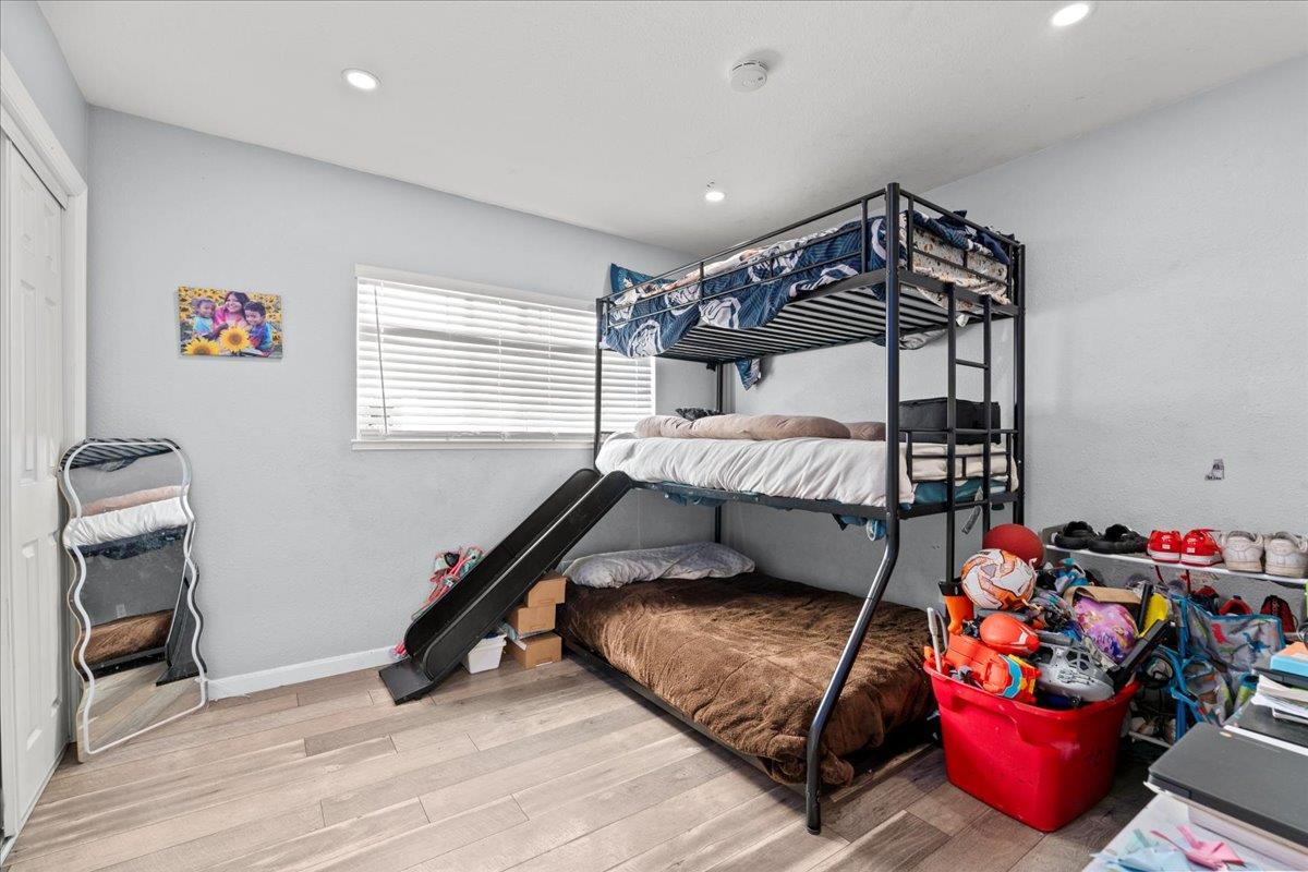 164 Santiago Avenue, Sacramento, California image 9