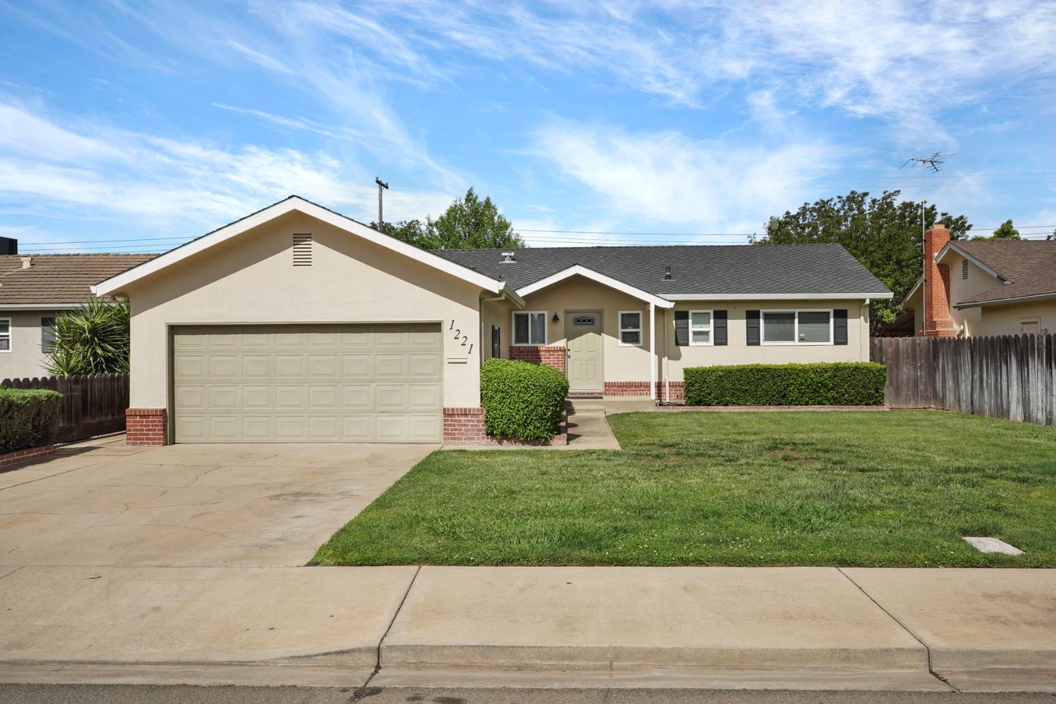 S Fairmont Avenue, Lodi, California image 1