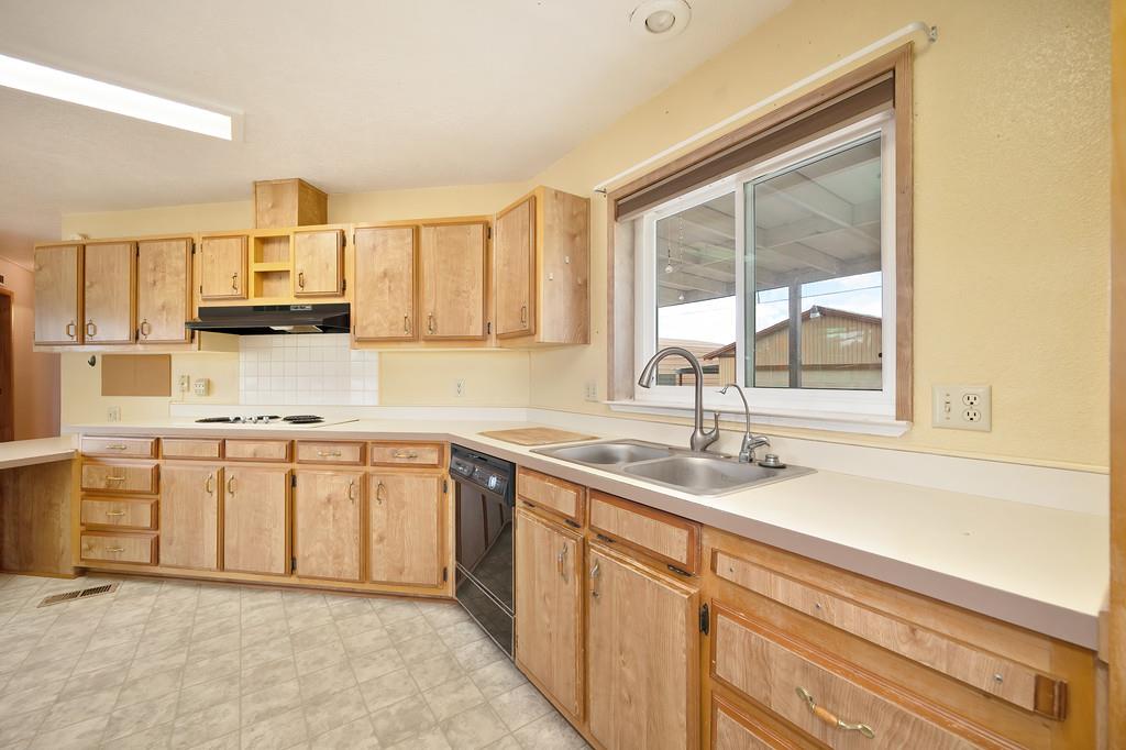 Detail Gallery Image 51 of 87 For 24684 N Watkinson Rd, Acampo,  CA 95220 - 2 Beds | 2 Baths