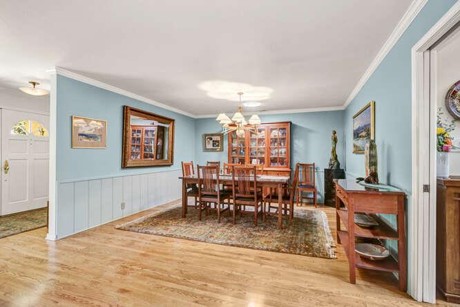 Detail Gallery Image 13 of 82 For 3399 Barberry, Sacramento,  CA 95864 - 5 Beds | 3/2 Baths