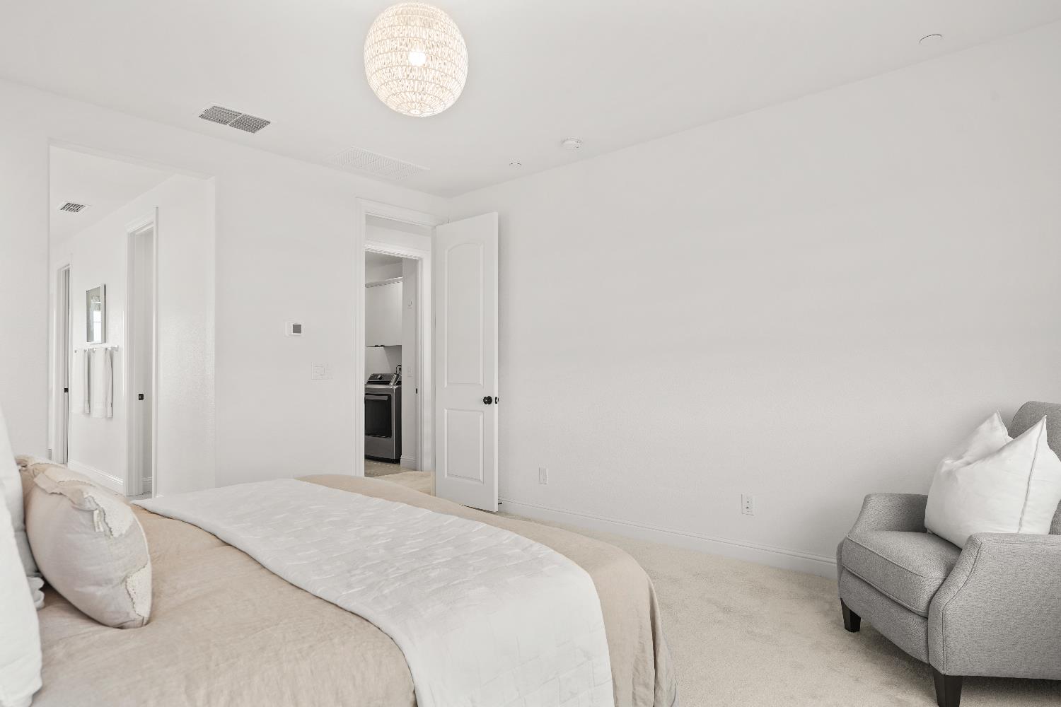 Detail Gallery Image 54 of 71 For 12840 Pier View Way, Rancho Cordova,  CA 95742 - 4 Beds | 3/1 Baths