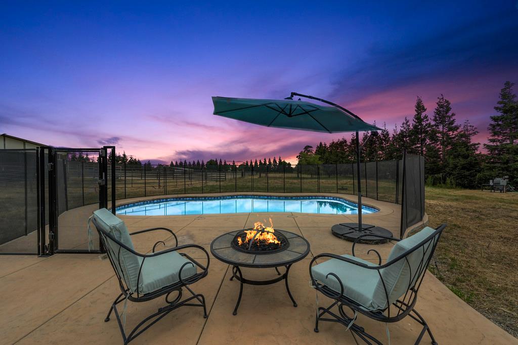 Detail Gallery Image 2 of 87 For 24684 N Watkinson Rd, Acampo,  CA 95220 - 2 Beds | 2 Baths