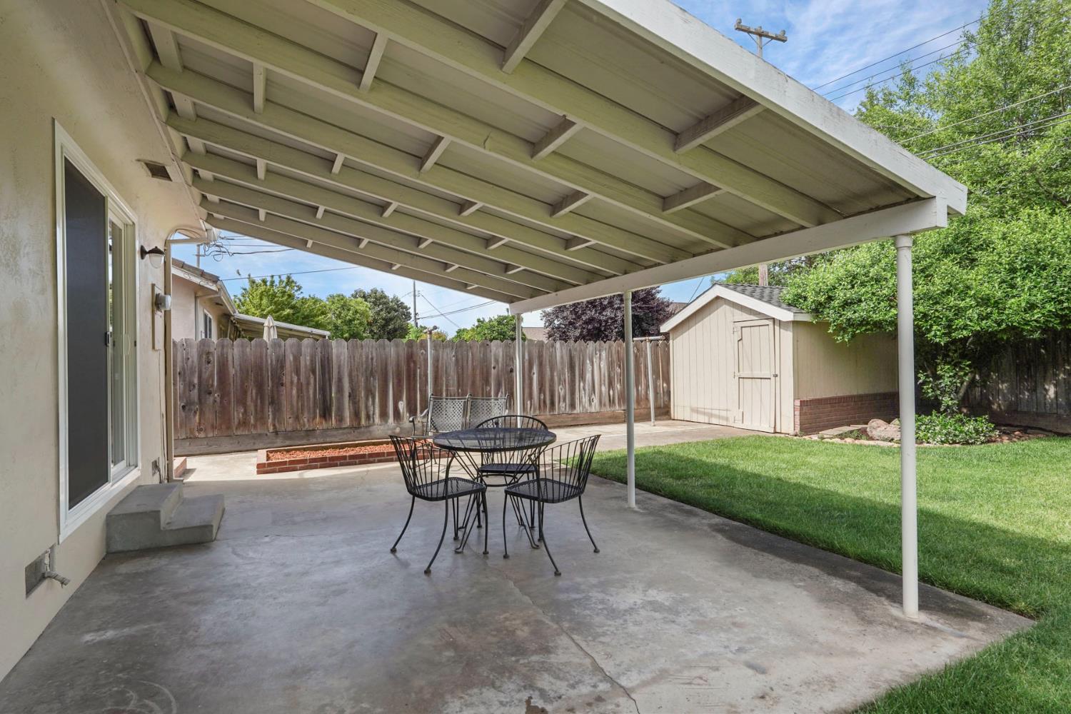 S Fairmont Avenue, Lodi, California image 29