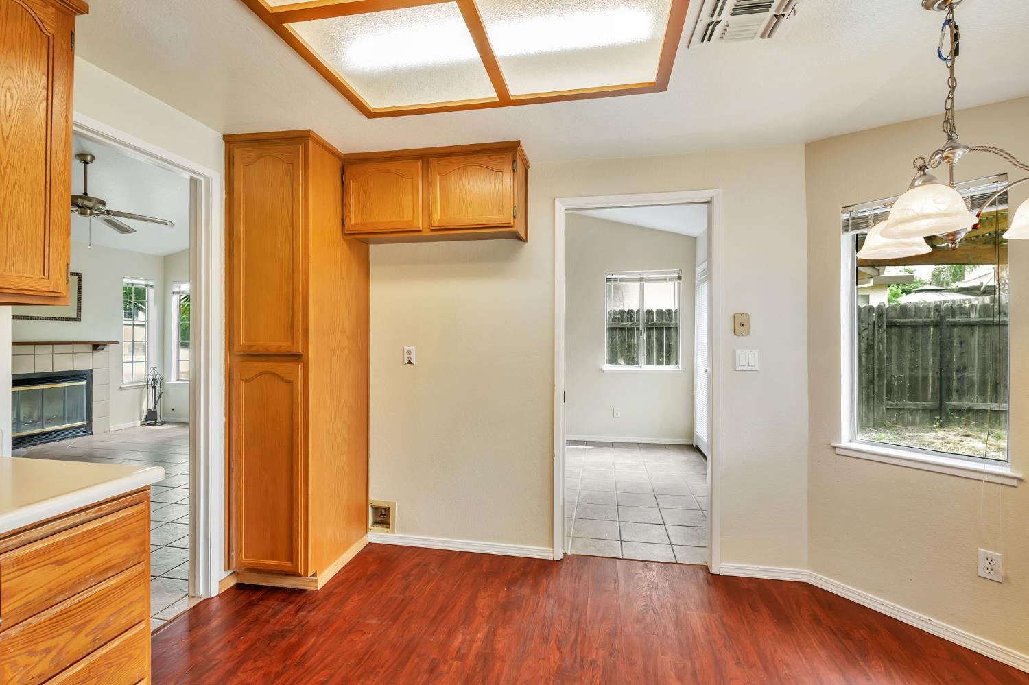 Lovewood Court, Citrus Heights, California image 14