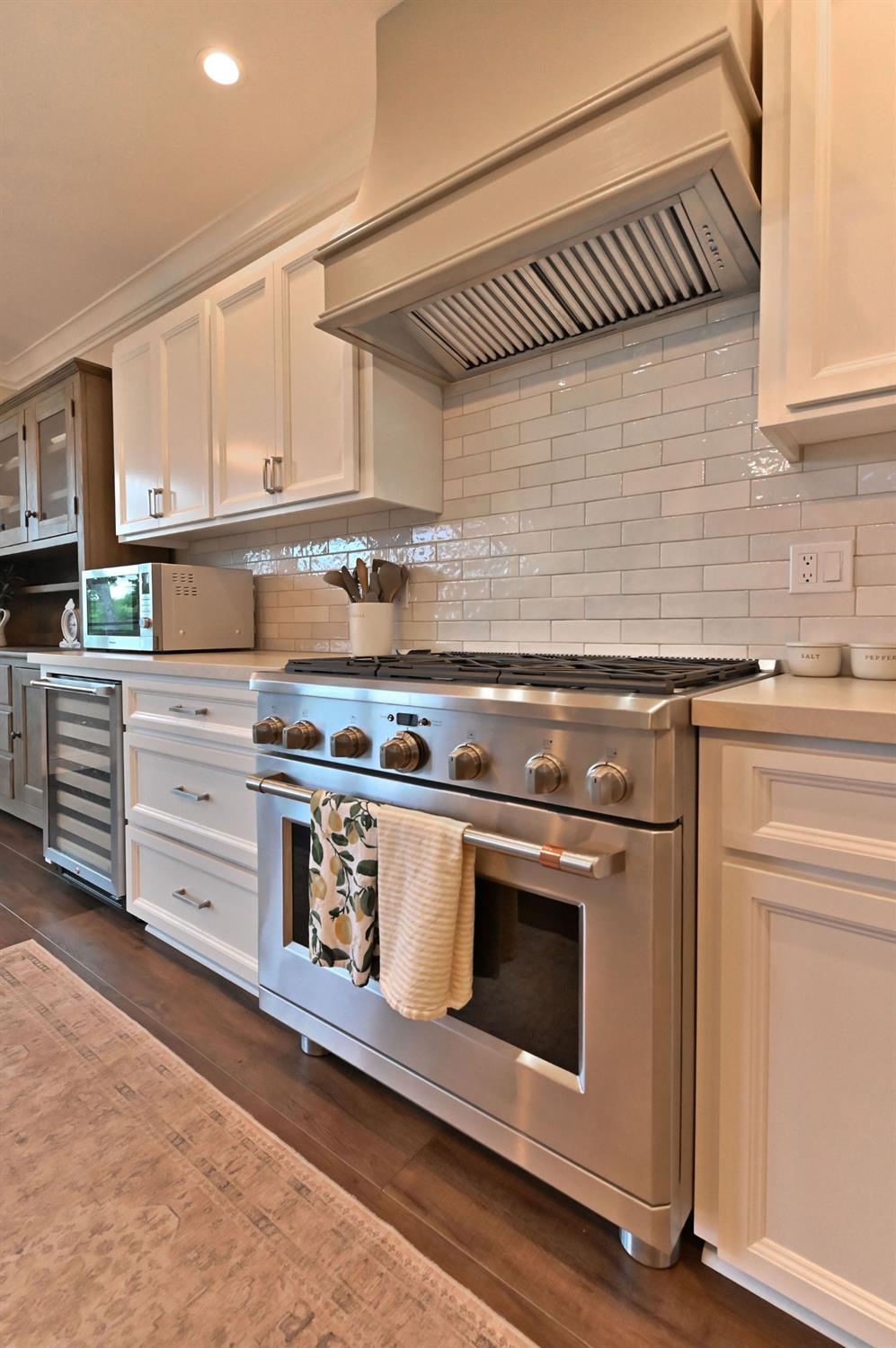 Detail Gallery Image 12 of 98 For 259 Pointe Dr, Angels Camp,  CA 95222 - 3 Beds | 3 Baths
