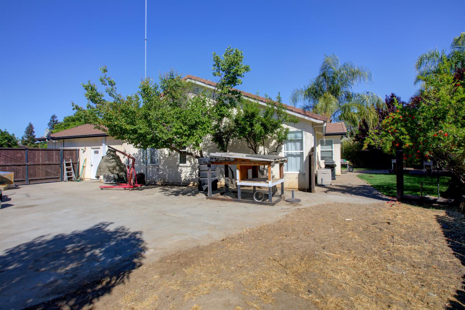 Detail Gallery Image 44 of 49 For 2341 Summersong Ct, Turlock,  CA 95382 - 6 Beds | 3 Baths