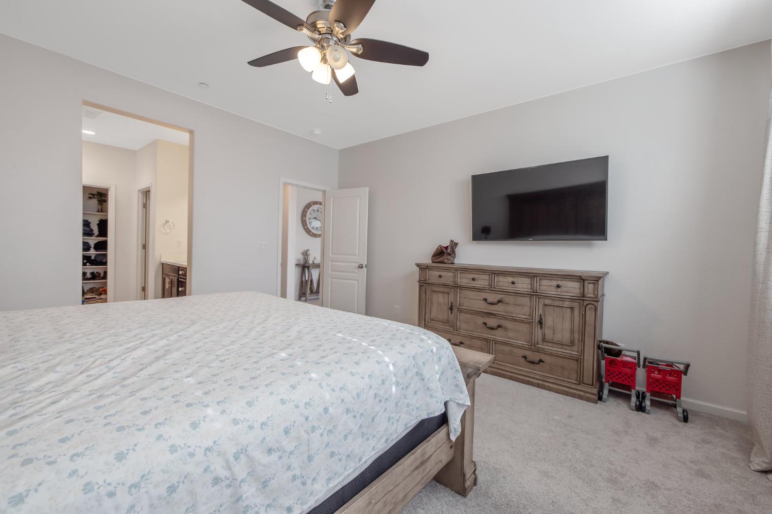 Detail Gallery Image 29 of 45 For 1066 Jade Way, Lemoore,  CA 93245 - 3 Beds | 2 Baths