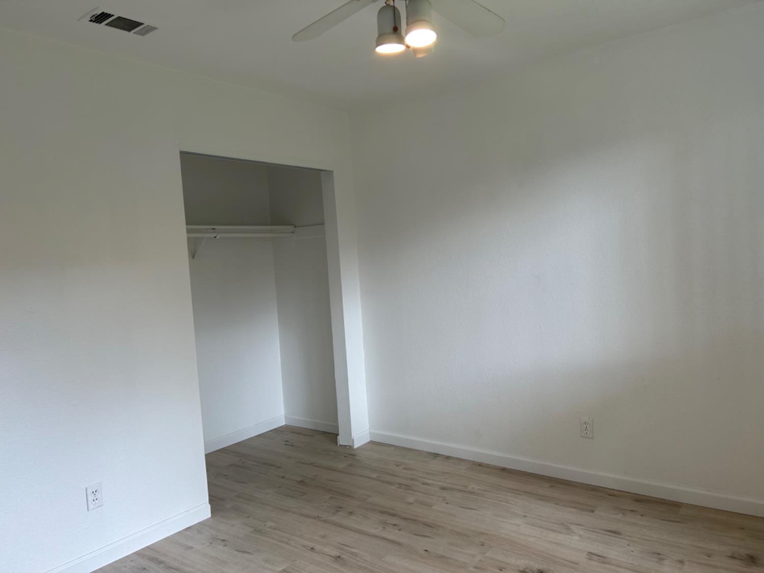 Detail Gallery Image 12 of 17 For 7019 Village Green Dr #103,  Stockton,  CA 95210 - 2 Beds | 2 Baths