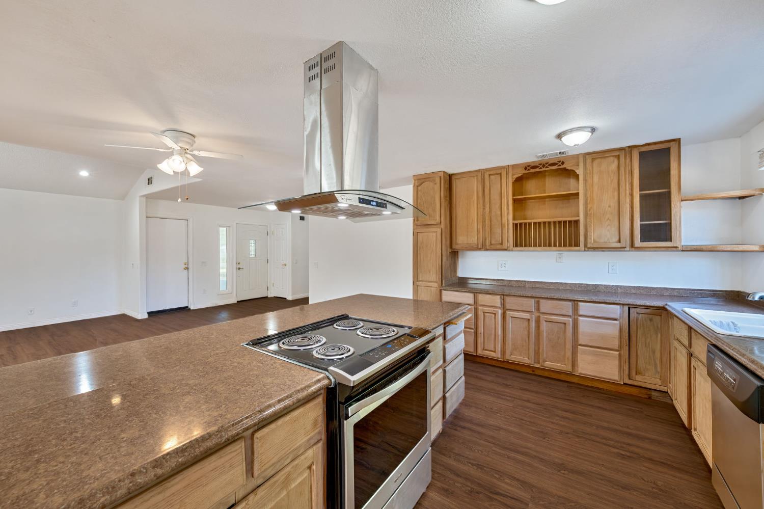 Grey Oak Court, Citrus Heights, California image 12