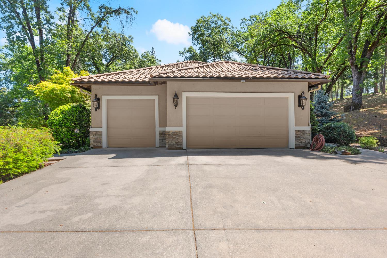 Bella Vista Circle, Foresthill, California image 39