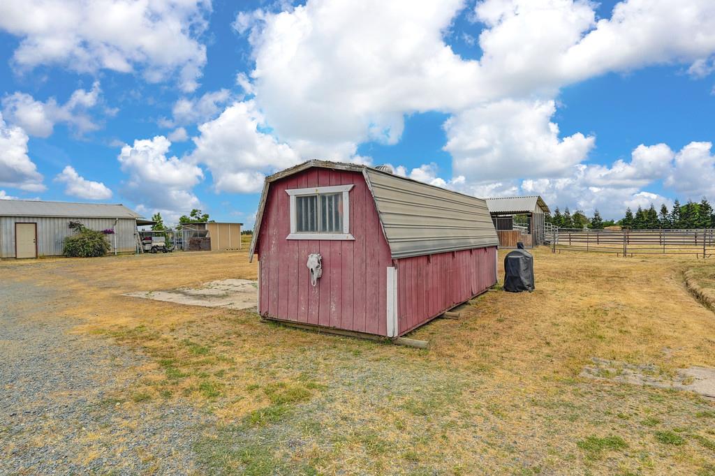 Detail Gallery Image 73 of 87 For 24684 N Watkinson Rd, Acampo,  CA 95220 - 2 Beds | 2 Baths