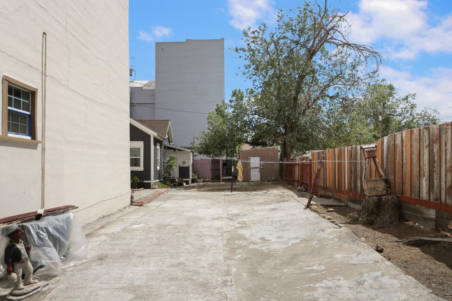 Detail Gallery Image 23 of 23 For 18 W 8th St, Tracy,  CA 95376 - – Beds | – Baths