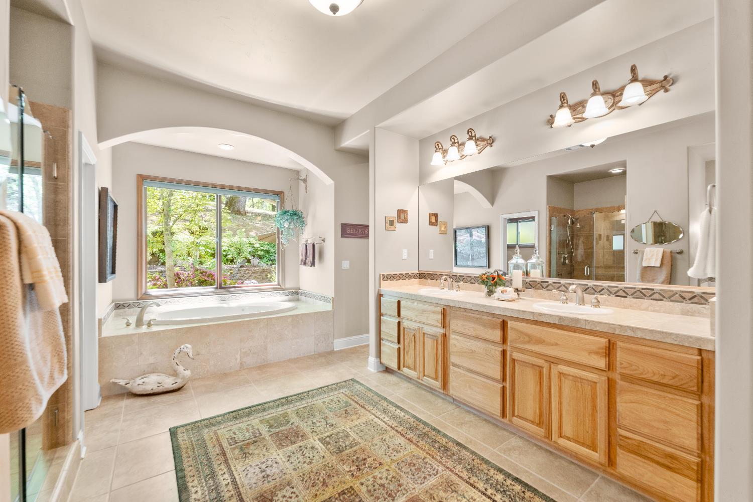 Bella Vista Circle, Foresthill, California image 30