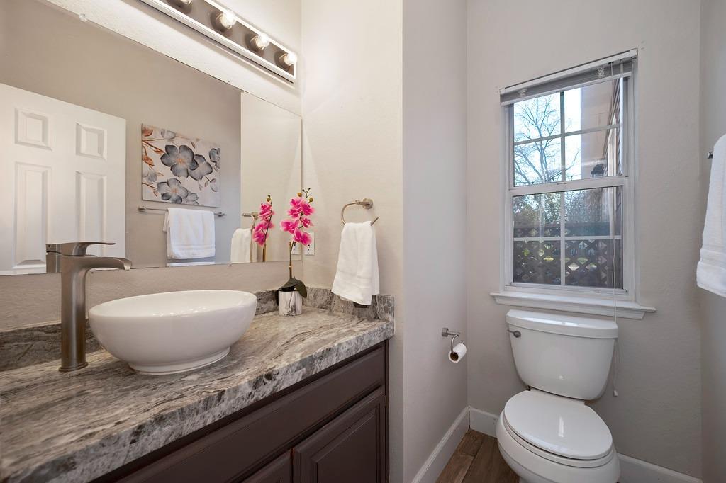 Detail Gallery Image 36 of 92 For 3710 Sutter Hill Ln, Carmichael,  CA 95608 - 4 Beds | 3/1 Baths