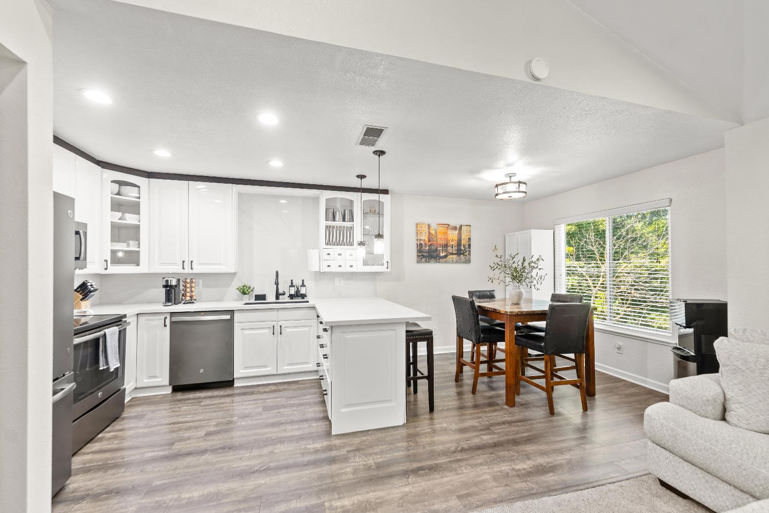 Ivy Lane, Antioch, California image 12