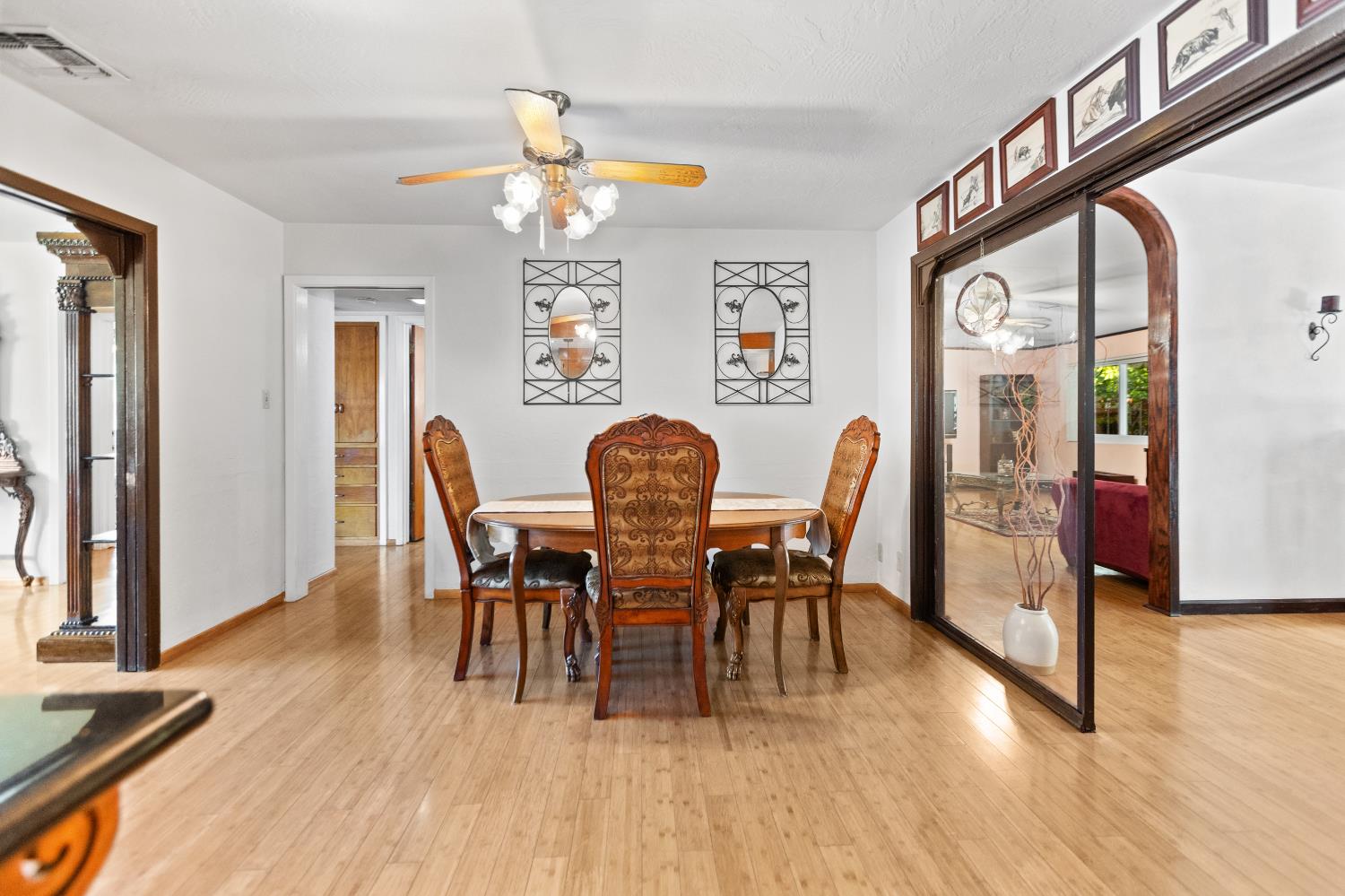 Detail Gallery Image 9 of 47 For 1824 Maryal Dr, Sacramento,  CA 95864 - 3 Beds | 2 Baths