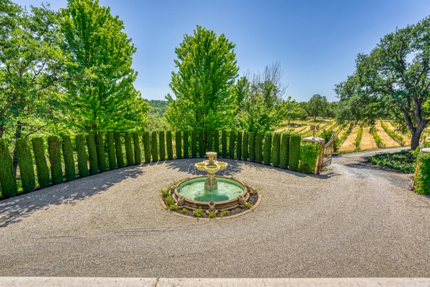 Detail Gallery Image 75 of 88 For 2020 Kaila Way, El Dorado Hills,  CA 95762 - 5 Beds | 6/1 Baths
