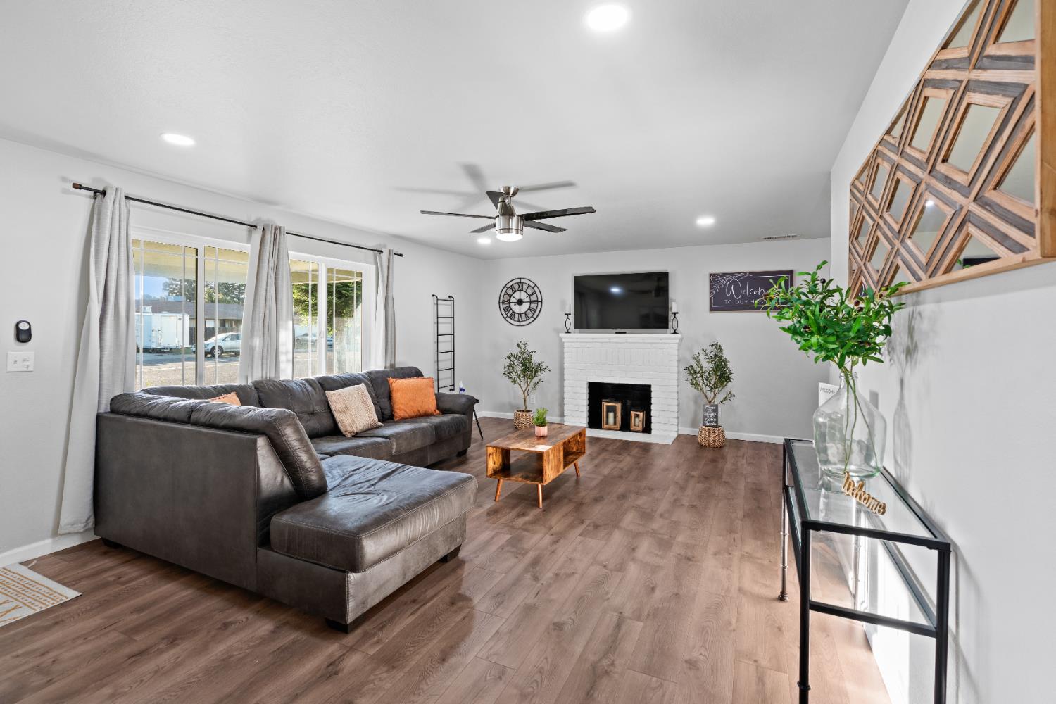 Detail Gallery Image 12 of 48 For 2638 N Olive Ave, Turlock,  CA 95382 - 2 Beds | 1 Baths