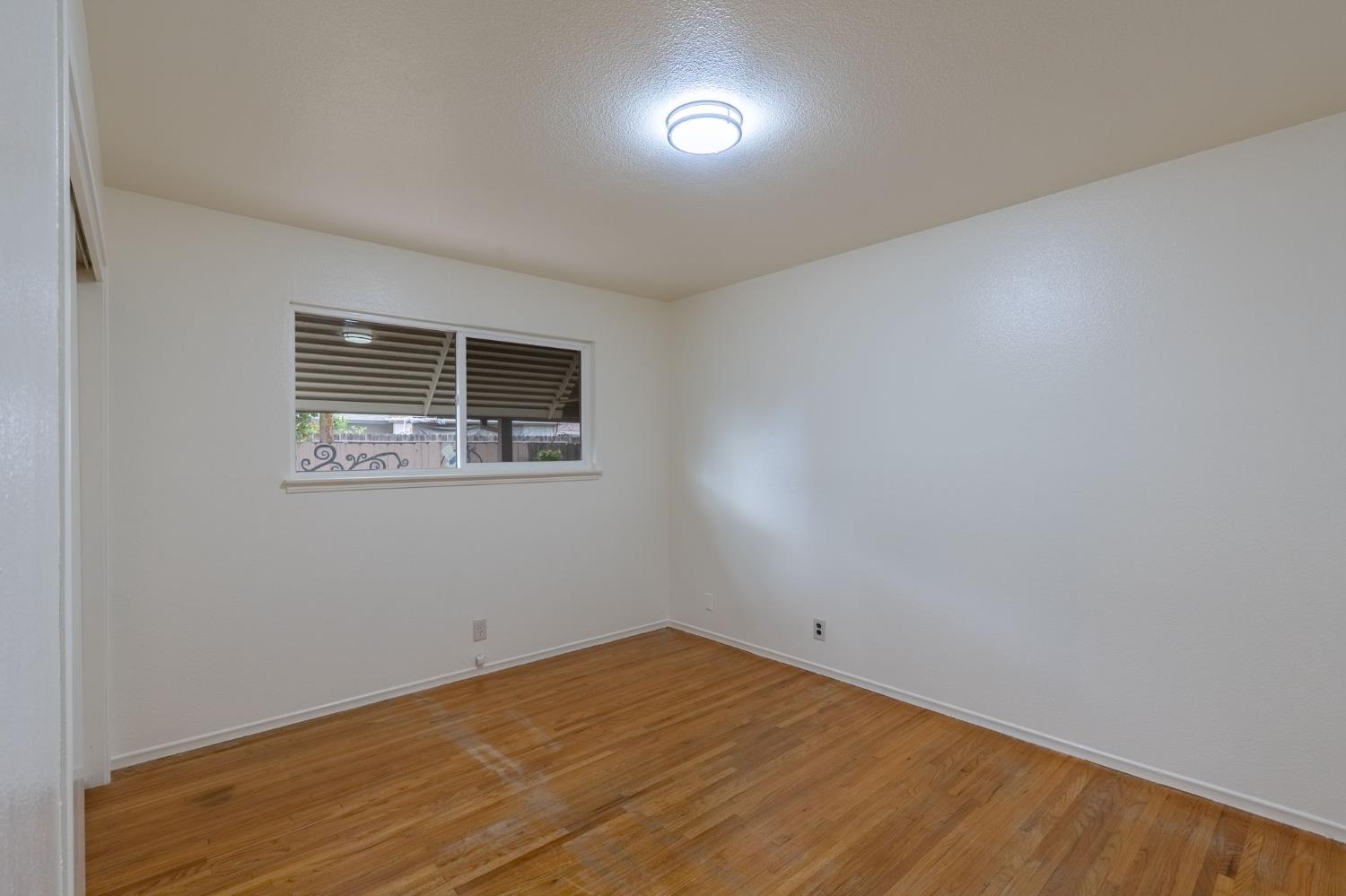 Detail Gallery Image 21 of 26 For 1610 Maplewood Dr, Modesto,  CA 95350 - 3 Beds | 2 Baths