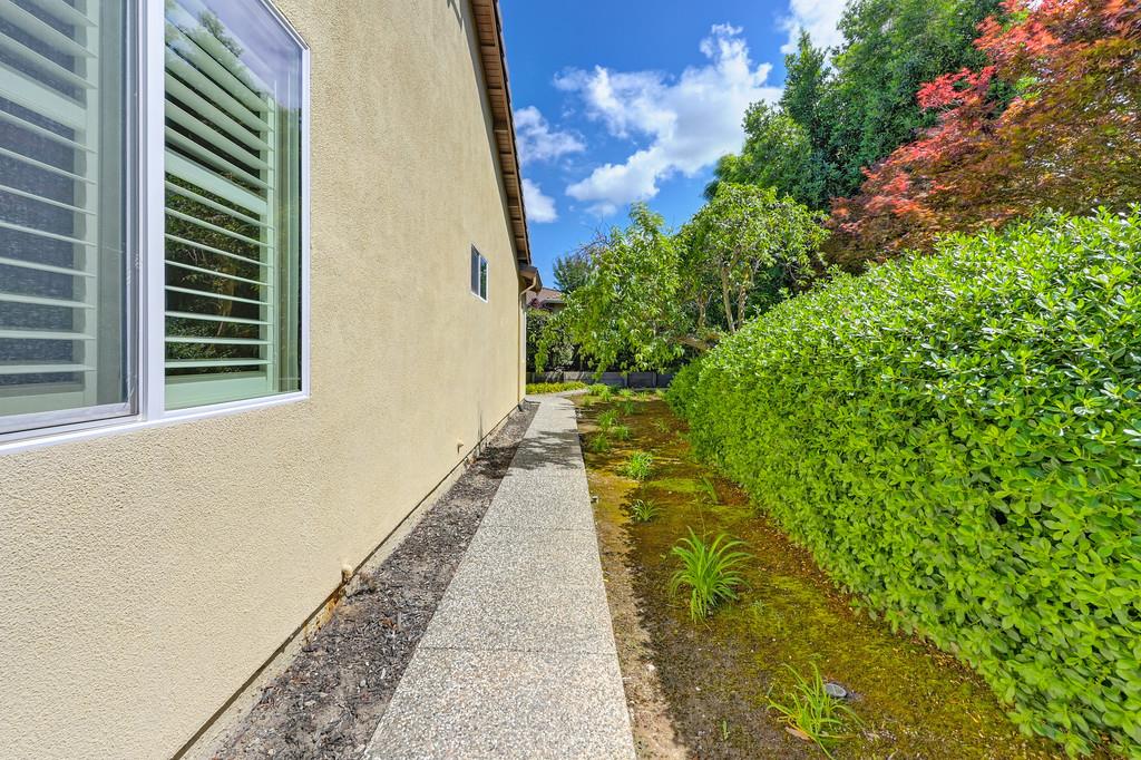 Detail Gallery Image 49 of 99 For 5730 Palmera Ln, Sacramento,  CA 95835 - 2 Beds | 2 Baths
