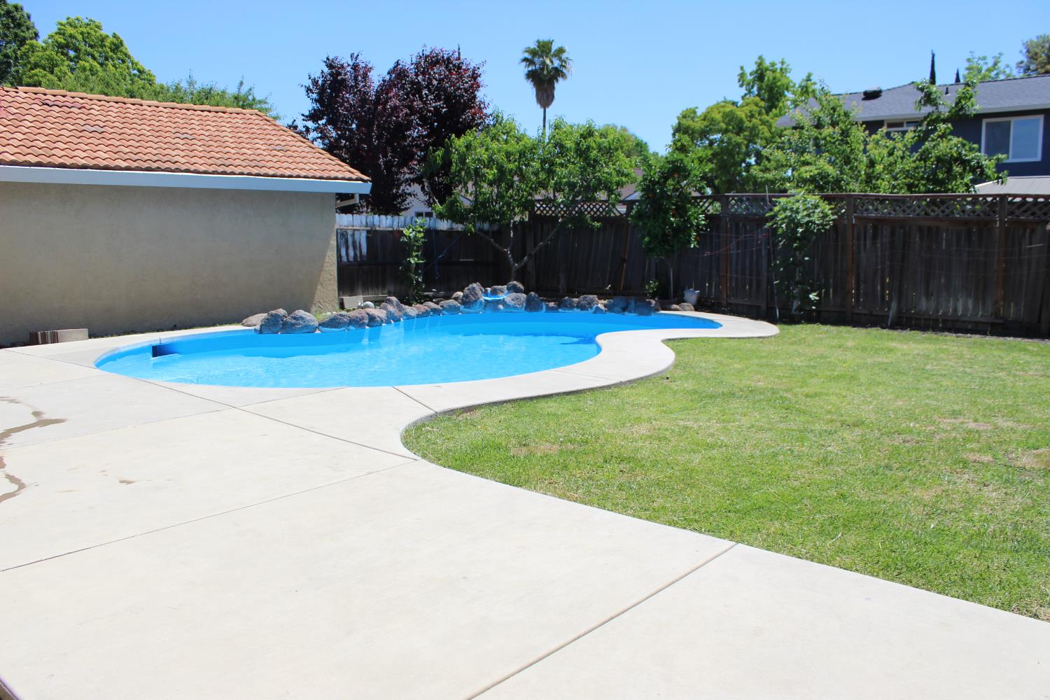 Brierglen Way, Sacramento, California image 32
