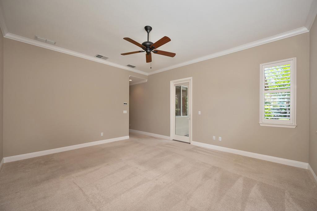 Detail Gallery Image 31 of 99 For 5730 Palmera Ln, Sacramento,  CA 95835 - 2 Beds | 2 Baths