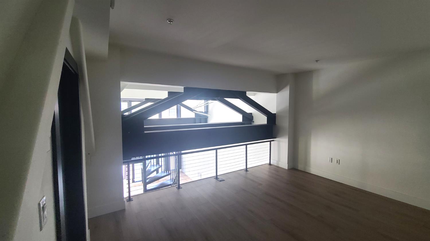 Detail Gallery Image 29 of 37 For 330 13th St 1a,  Oakland,  CA 94612 - 1 Beds | 1/1 Baths