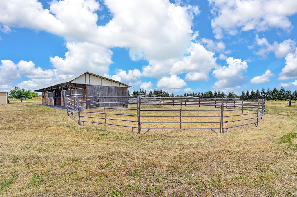 Detail Gallery Image 77 of 87 For 24684 N Watkinson Rd, Acampo,  CA 95220 - 2 Beds | 2 Baths
