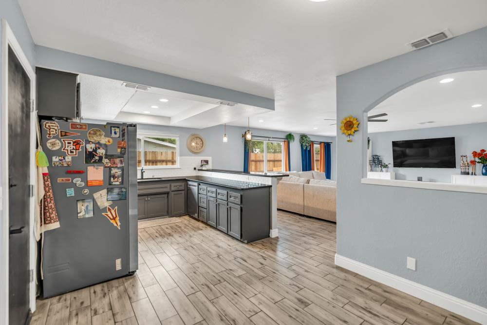8th Avenue, Rio Linda, California image 15