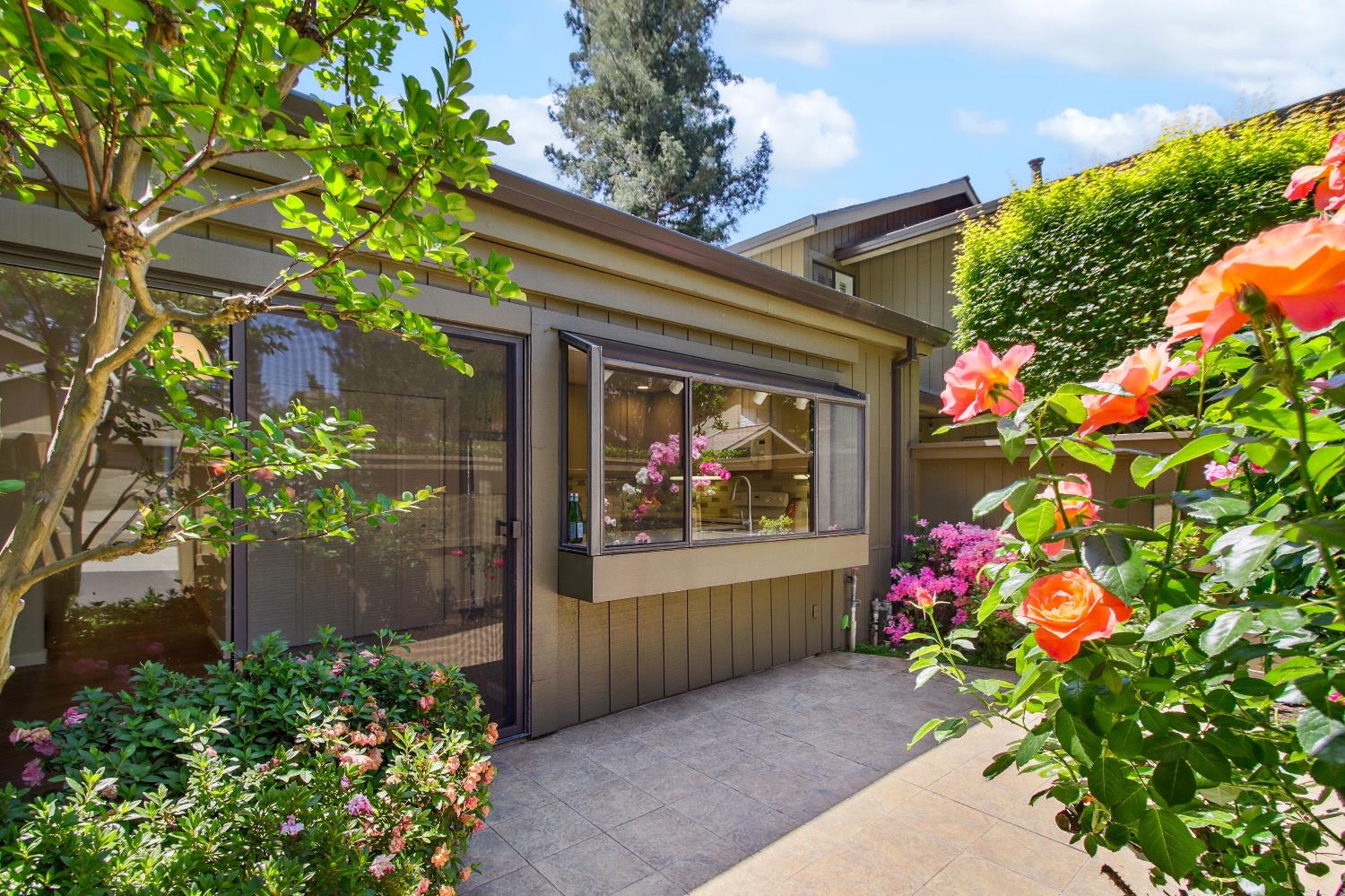 Detail Gallery Image 47 of 59 For 306 East Ranch Rd, Sacramento,  CA 95825 - 2 Beds | 2 Baths