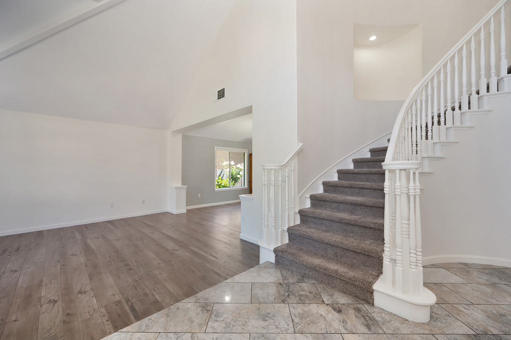 Detail Gallery Image 6 of 74 For 4715 Copperfield Cir, Granite Bay,  CA 95746 - 4 Beds | 3 Baths