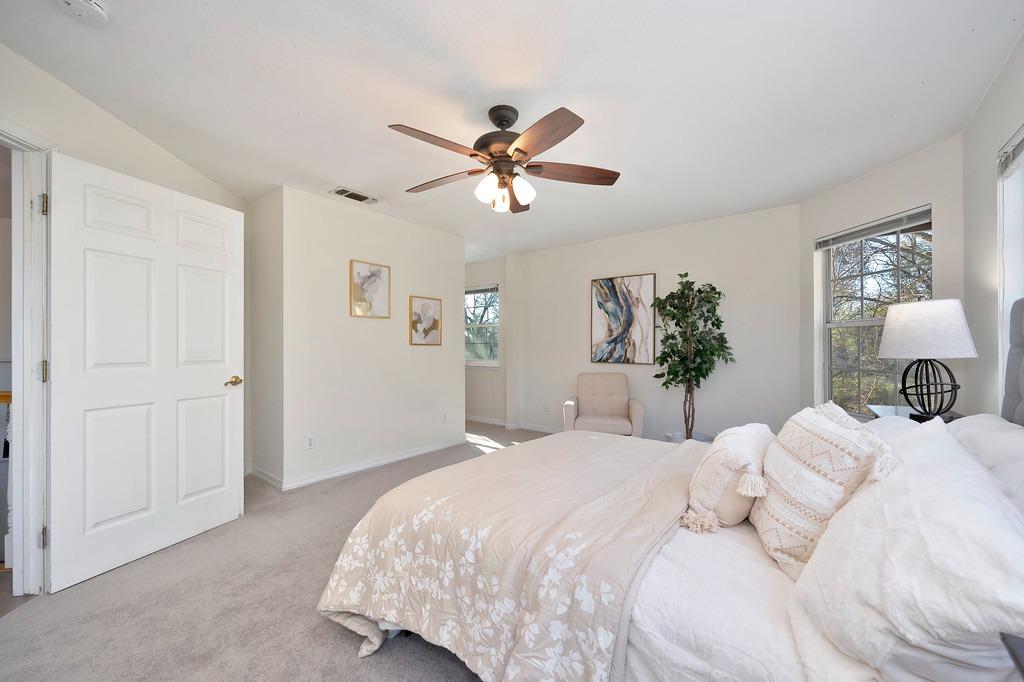 Detail Gallery Image 31 of 92 For 3710 Sutter Hill Ln, Carmichael,  CA 95608 - 4 Beds | 3/1 Baths