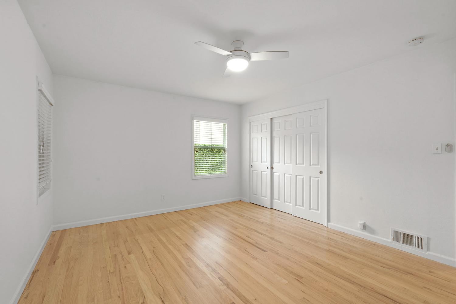 Detail Gallery Image 23 of 49 For 205 S Crescent Ave, Lodi,  CA 95240 - 3 Beds | 2 Baths