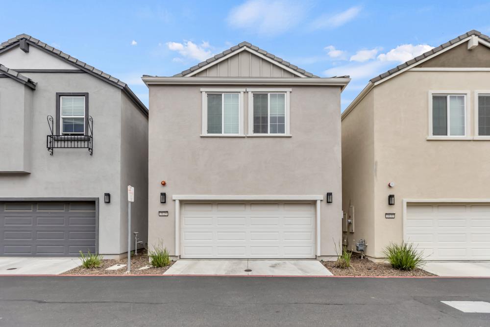 Tanager Court, West Sacramento, California image 39