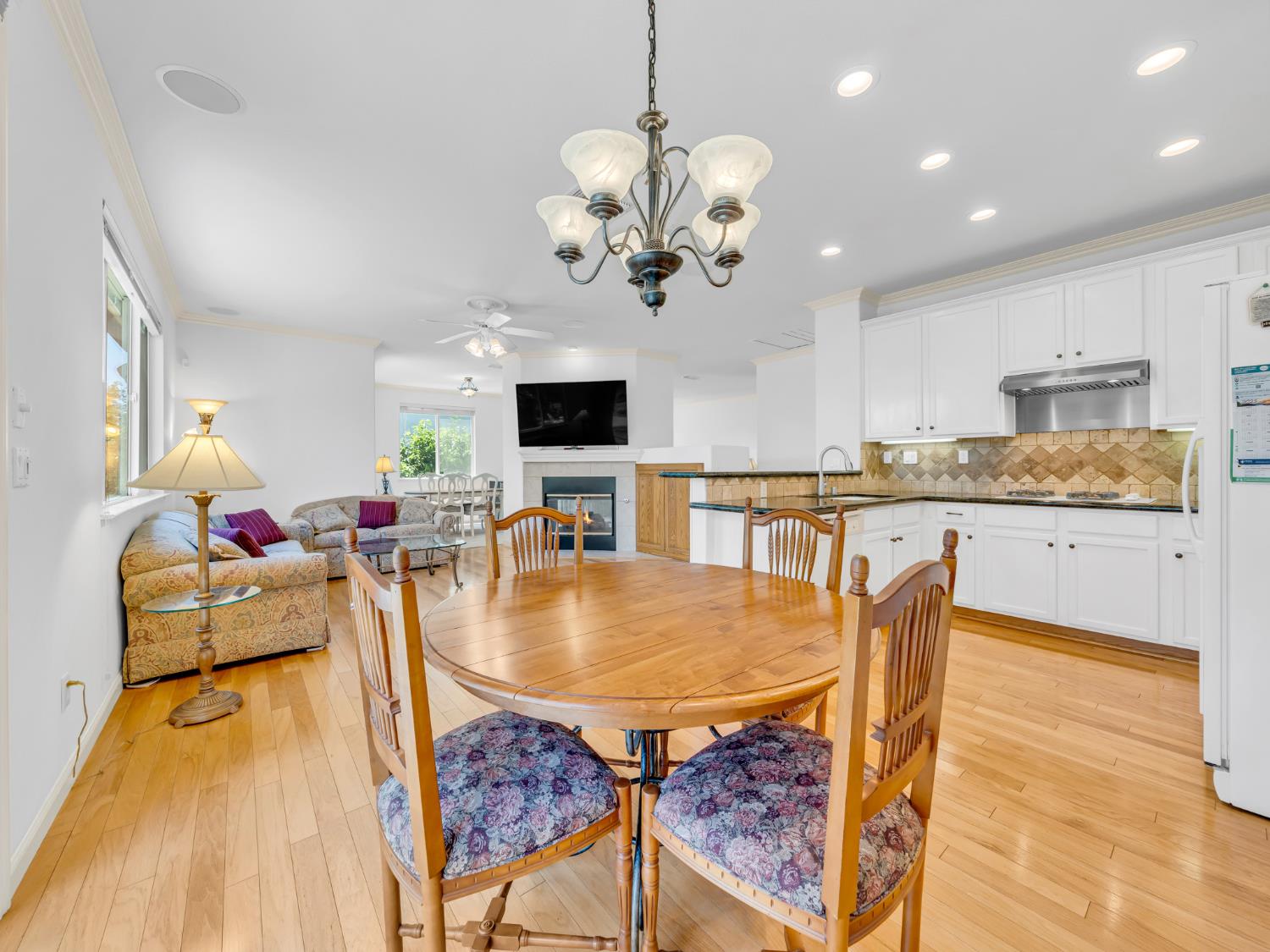 Glennfinnan Way, Folsom, California image 31