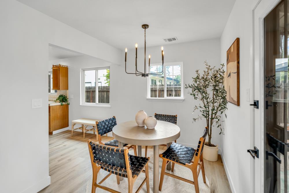 Detail Gallery Image 11 of 26 For 3805 Lankershim Way, North Highlands,  CA 95660 - 3 Beds | 2 Baths