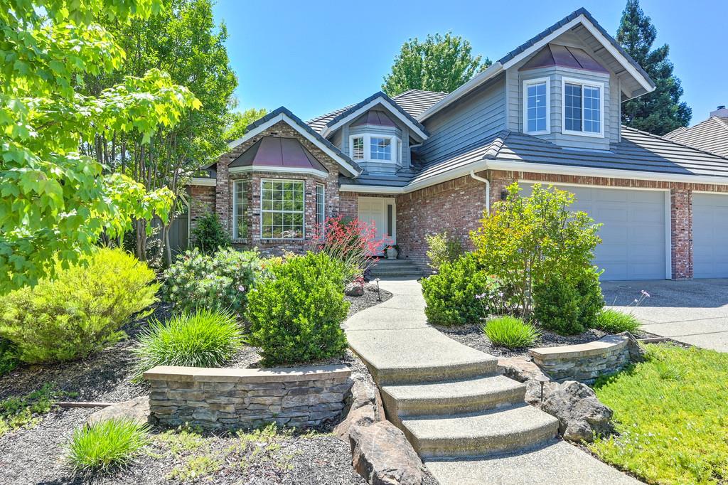 Detail Gallery Image 4 of 74 For 4715 Copperfield Cir, Granite Bay,  CA 95746 - 4 Beds | 3 Baths